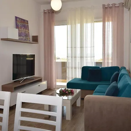 Two-bedroom In Durres Apartamento *