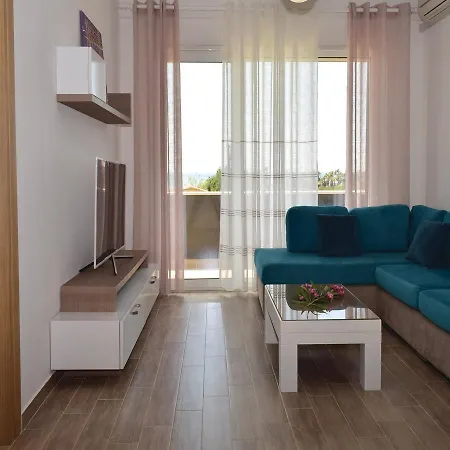 Apartamento Two-bedroom In Durres Fushë-Draçi